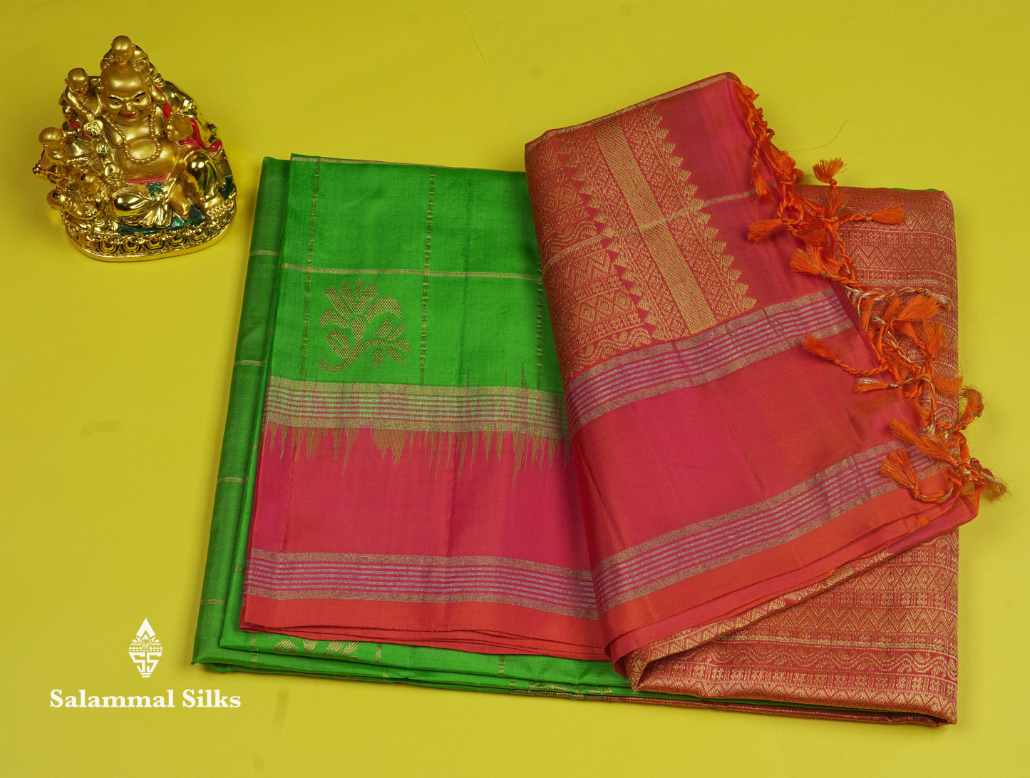 Beautiful Sea Green Pure Kanjivaram Soft Silk Saree With Contrast Pinkish Orange Border