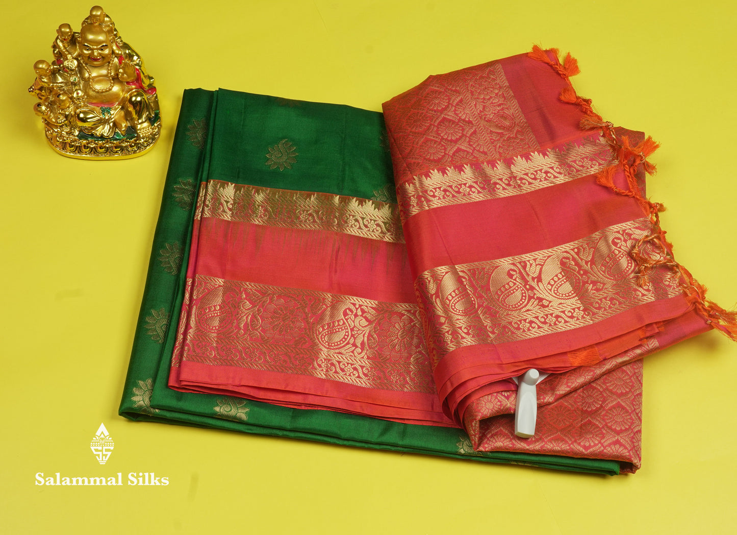 Beautiful Bottle Green Pure Kanjivaram Soft Silk Saree With Contrast Pinkish Orange Border