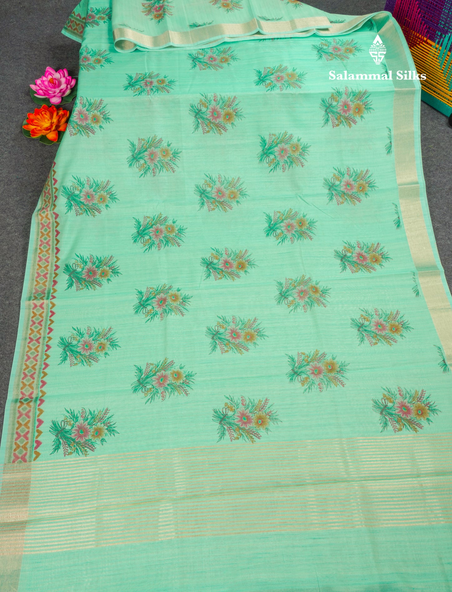 Elaichi Green Printed Cotton Mix Saree With Small Tissue Border