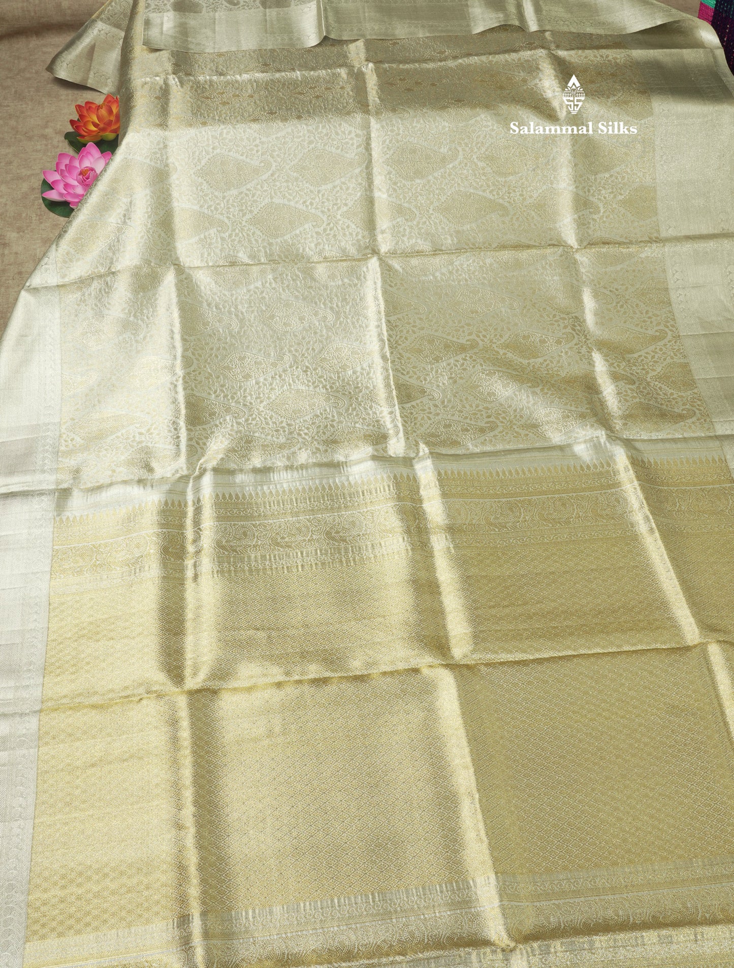 Beautiful Silver Pure Kanjivaram Silk Saree (2G) Zari With Self Border