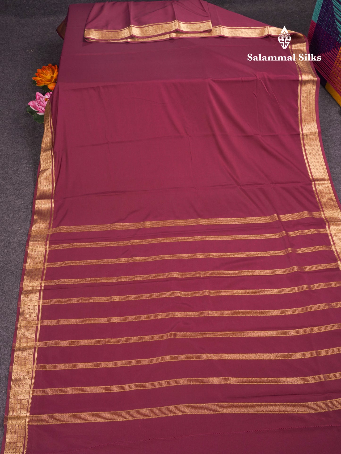 Pink Plain Semi Mysore Crepe Saree With Traditional Border