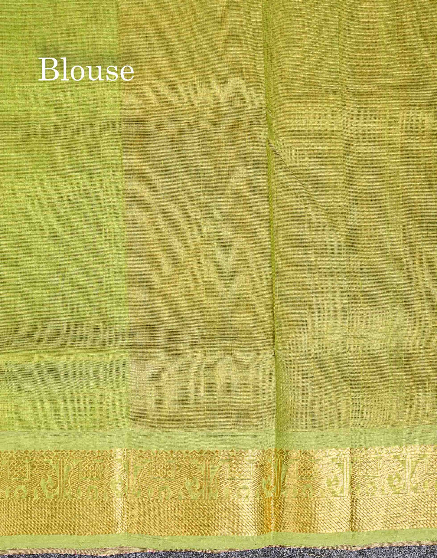Contrast Parrot Green Blouse Of Pinkish Peach Pure Silk Cotton Saree