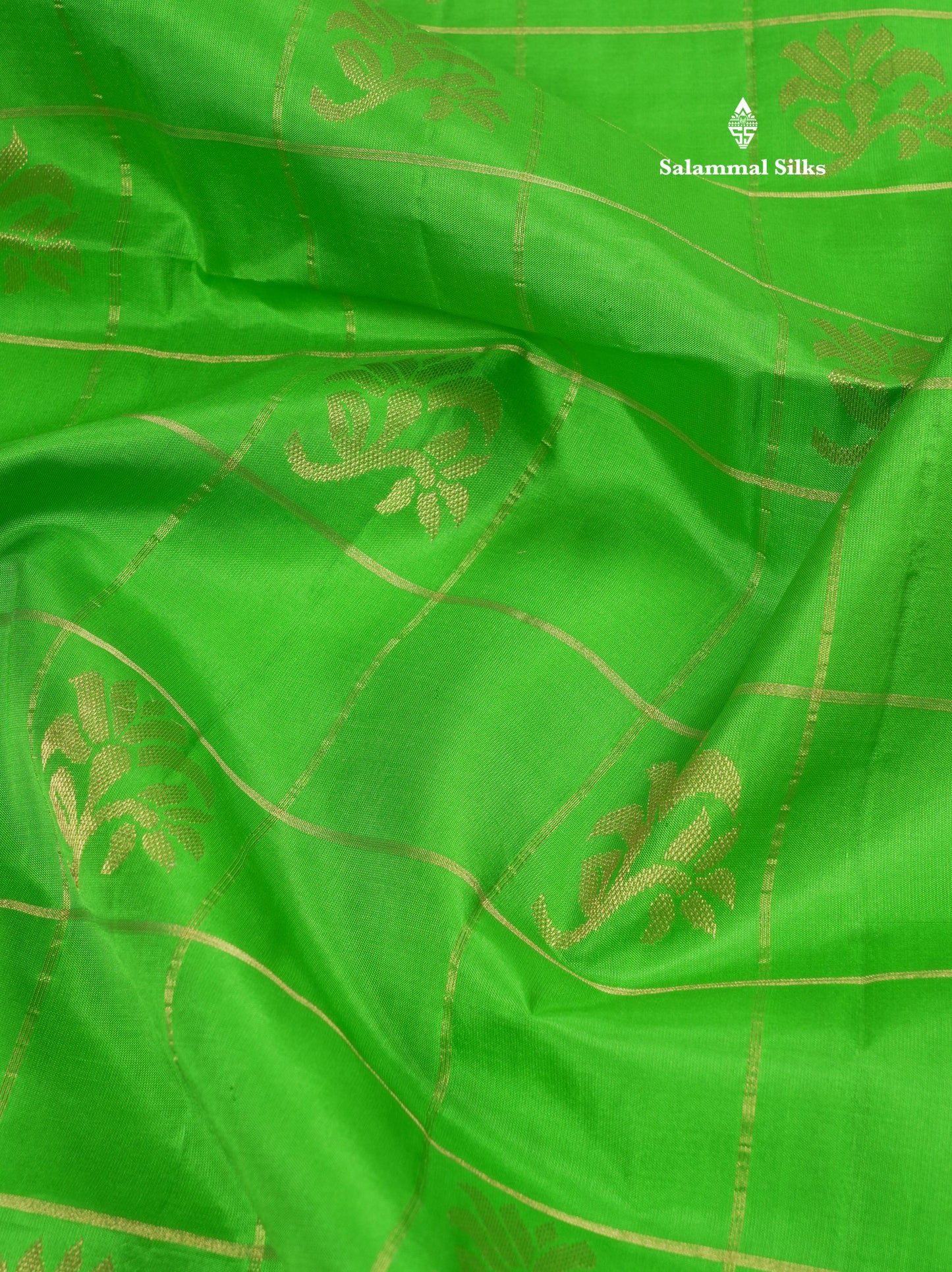 Beautiful Sea Green Pure Kanjivaram Soft Silk Saree With Contrast Pinkish Orange Border