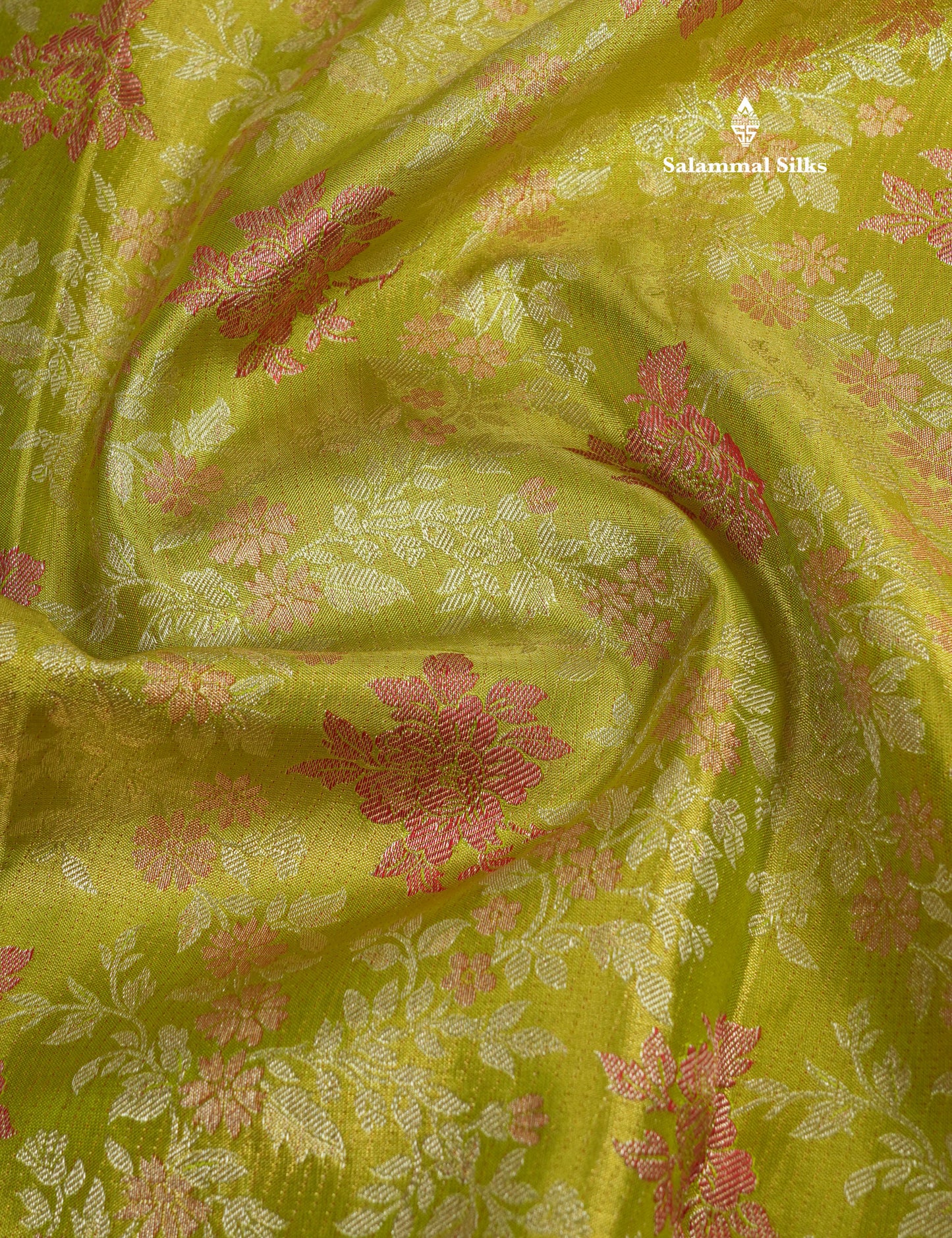 Manthulir Green Pure Kanjivaram Silk Saree With Contrast Red Border