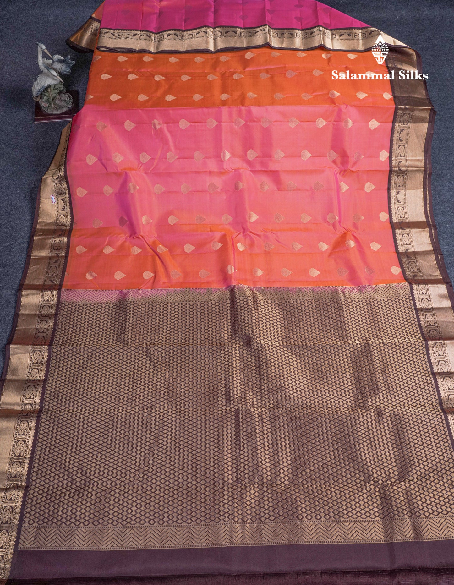 Dual Tone Pinkish Orange Pure Kanjivaram Silk Saree With Contrast Dark Brown Border