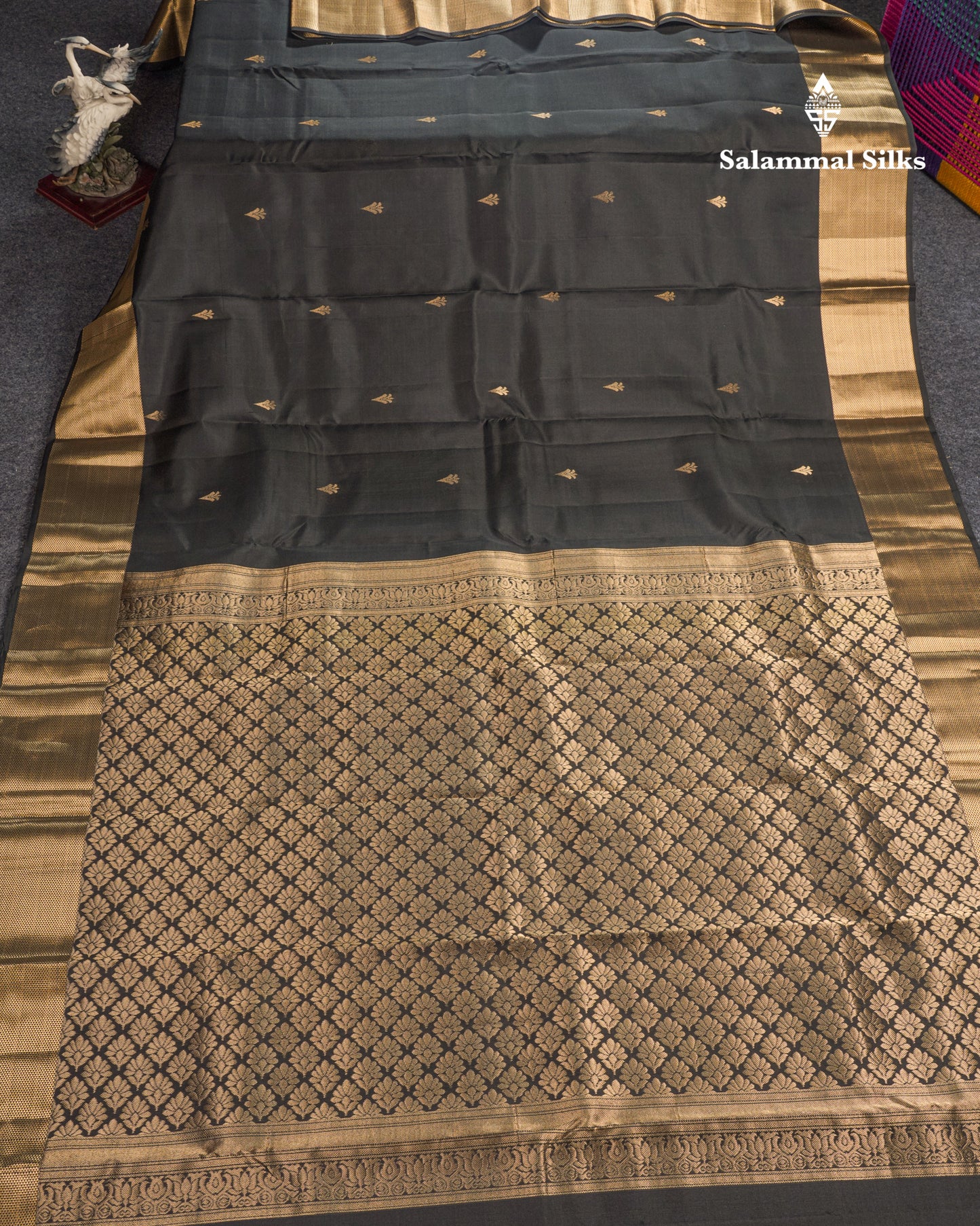 Black Pure Kanjivaram Silk Saree With Self Traditional Border