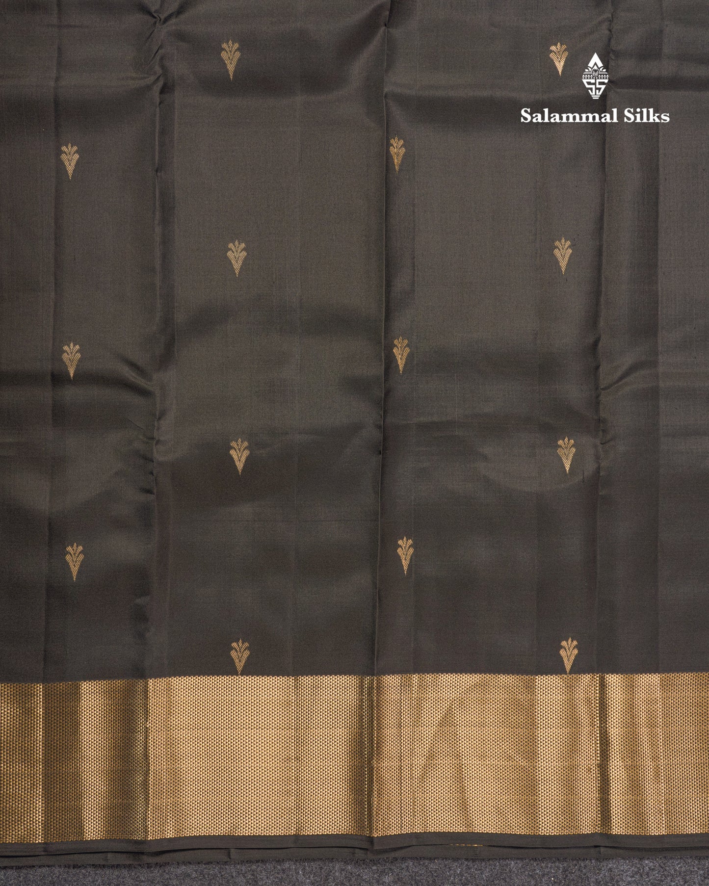 Black Pure Kanjivaram Silk Saree With Self Traditional Border