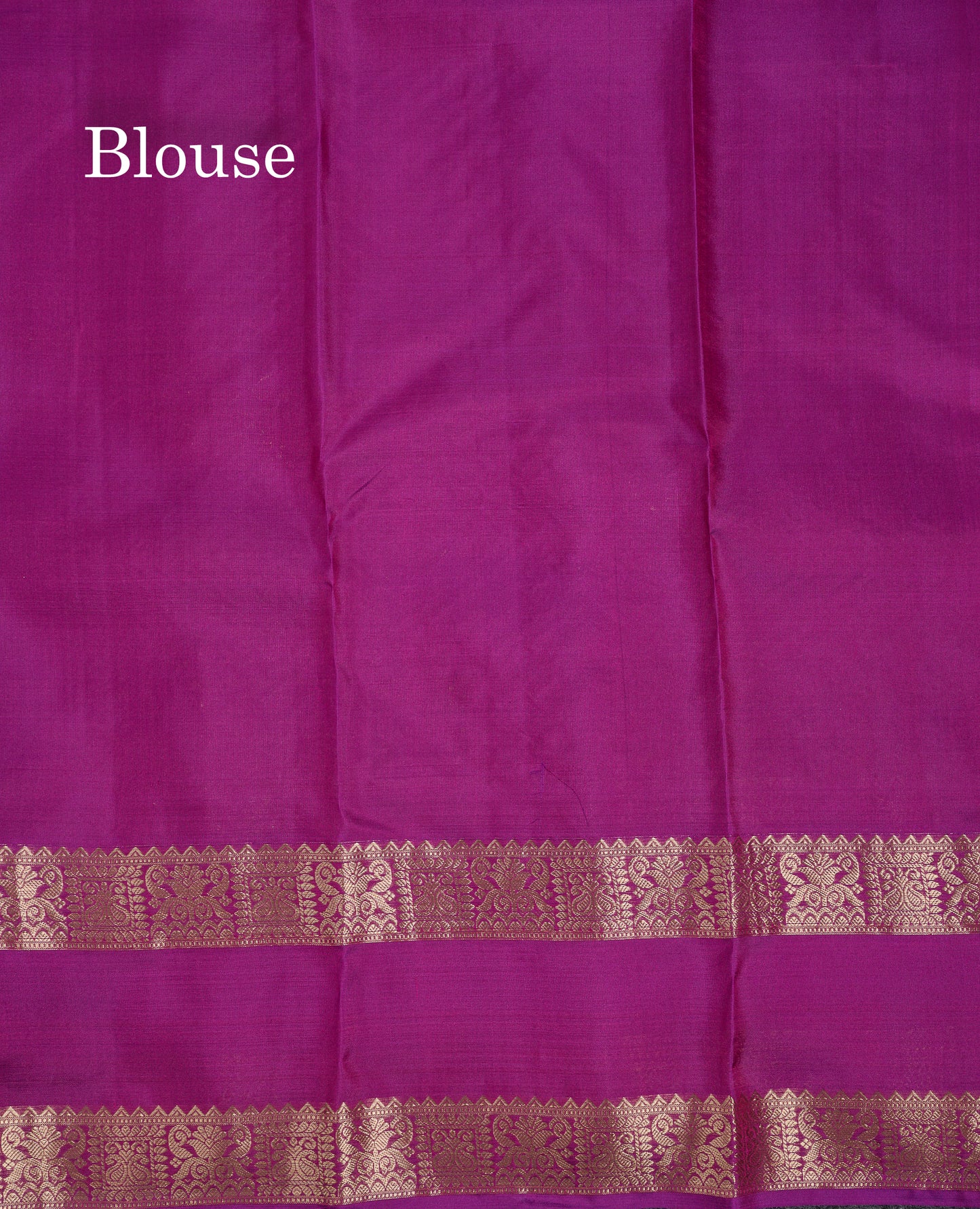 Beautiful Bottle Green Pure Kanjivaram Silk Saree With Traditional Rettapet Border