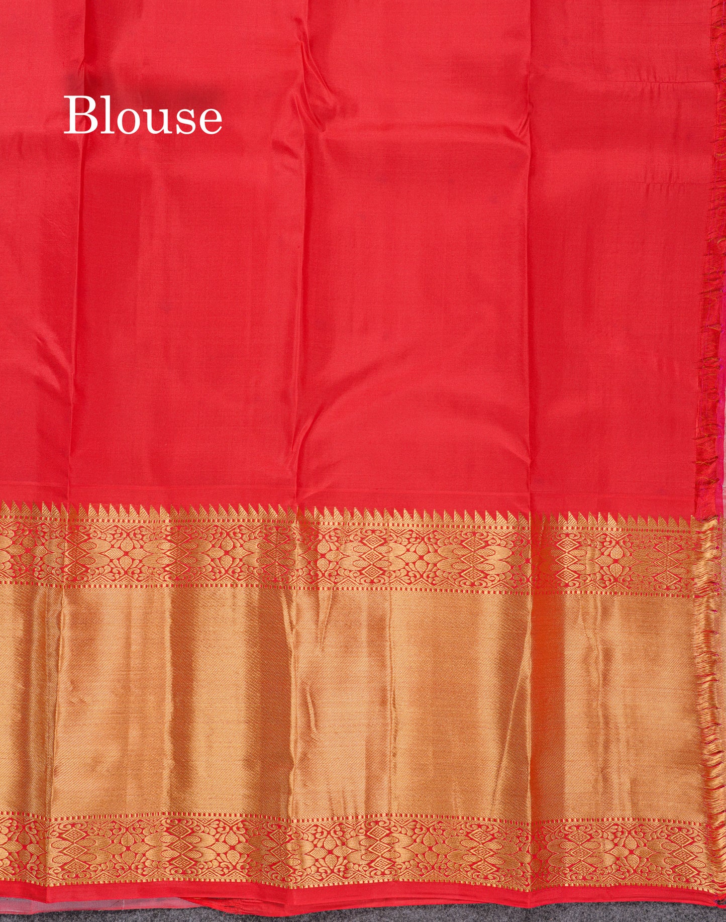 Light Rexona Pure Kanjivaram Silk Saree With Contrast Chilly Red Blouse