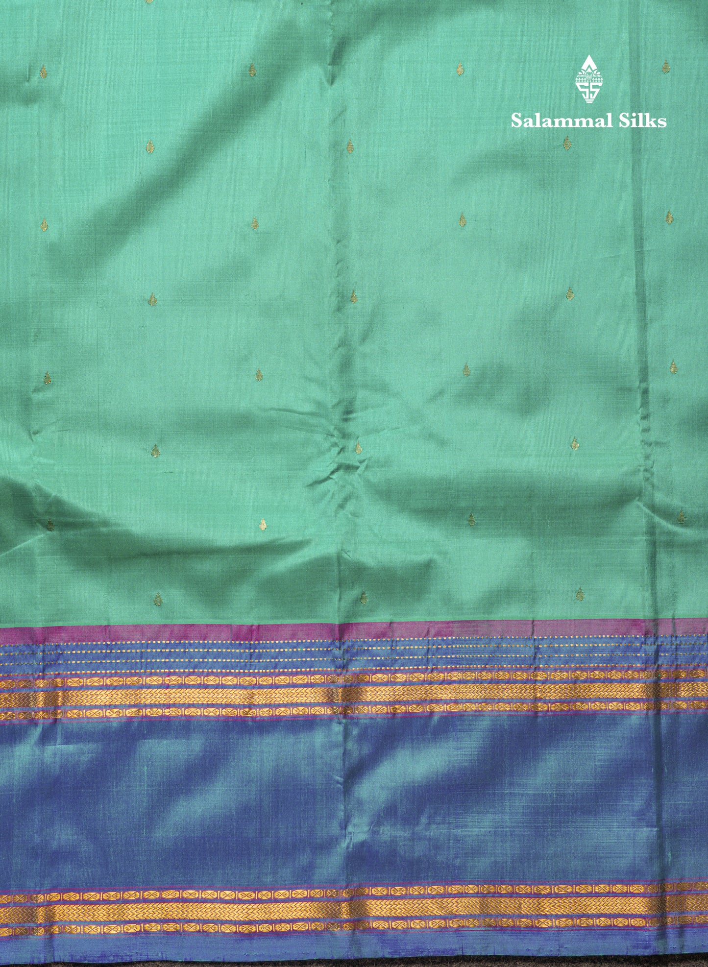 Dual Tone Sapphire Green Pure Kanjivaram Silk Saree With Contrast Dual Tone Blue Rettapet Double Border