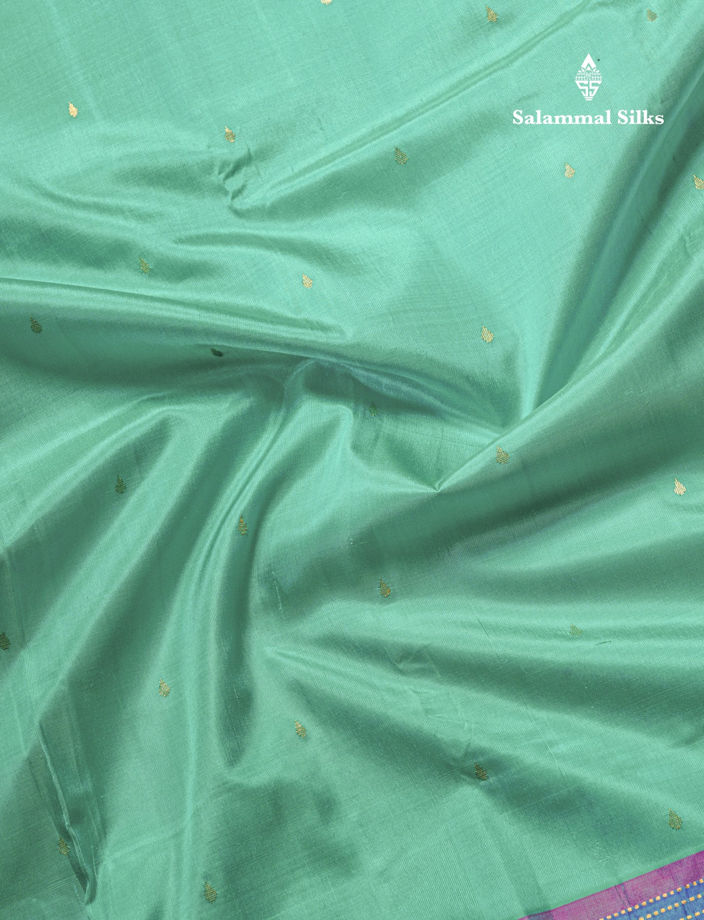 Dual Tone Sapphire Green Pure Kanjivaram Silk Saree With Contrast Dual Tone Blue Rettapet Double Border