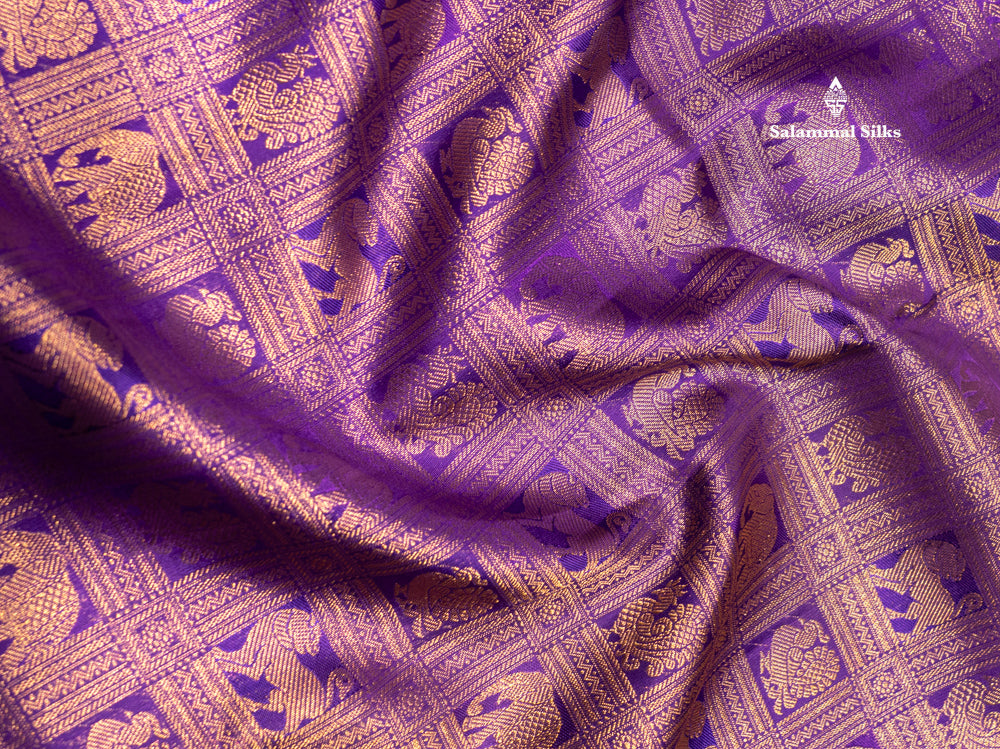 Violet Colour Pure Kanjivaram 2G Zari Silk Saree With Dual Tone Border