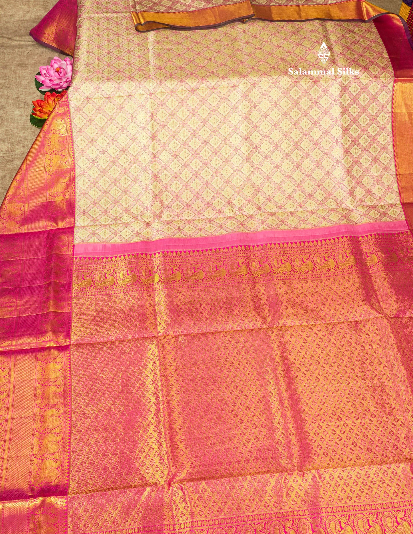 Cream Bridal Pure Kanjivaram Silk Saree With Contrst Pink Traditional Evening Morning Border