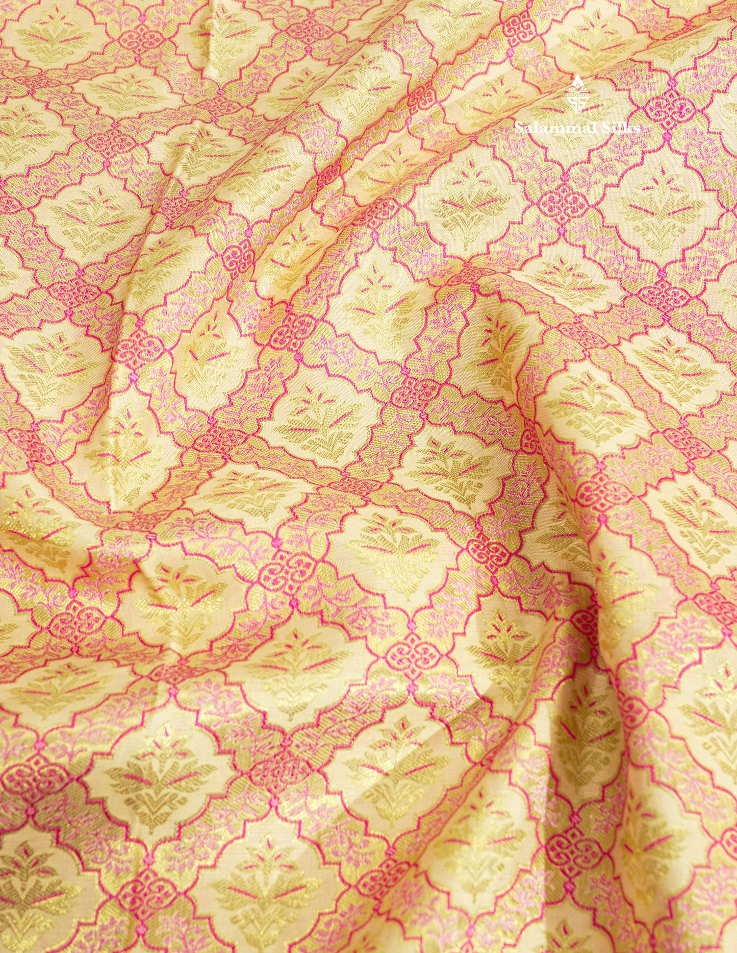 Cream Bridal Pure Kanjivaram Silk Saree With Contrst Pink Traditional Evening Morning Border