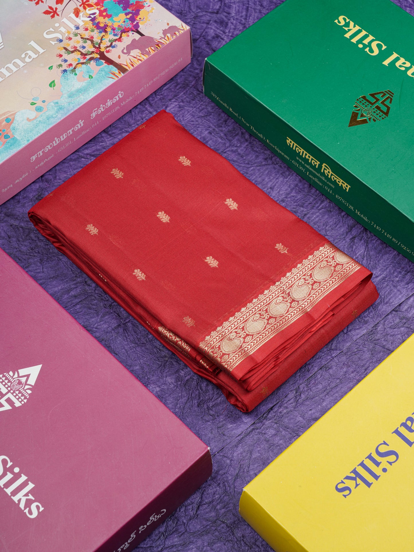 Chilly Red Pure Kanjivaram Silk Saree With Self Small Traditional Border