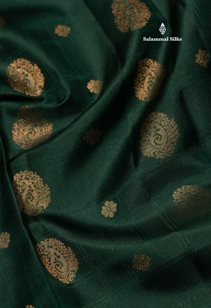 Bottle Green Colour Pure Kanjivaram Silk Saree with Magenta Border