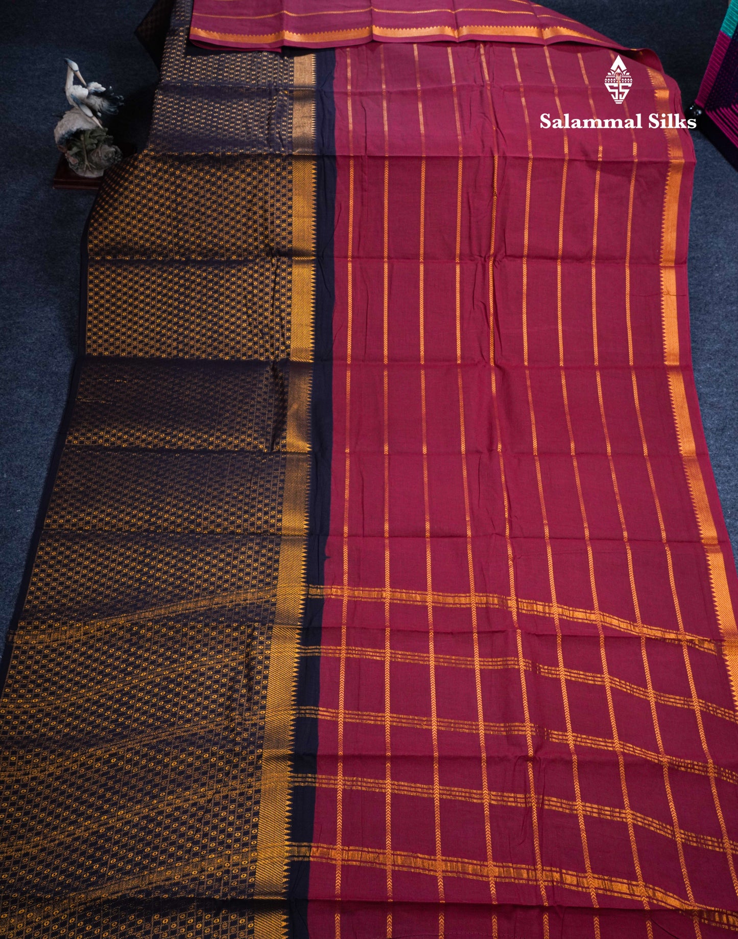 Beautiful Dark Purple Pure Sungudi Cotton Saree With Contrast Sandal Long Border