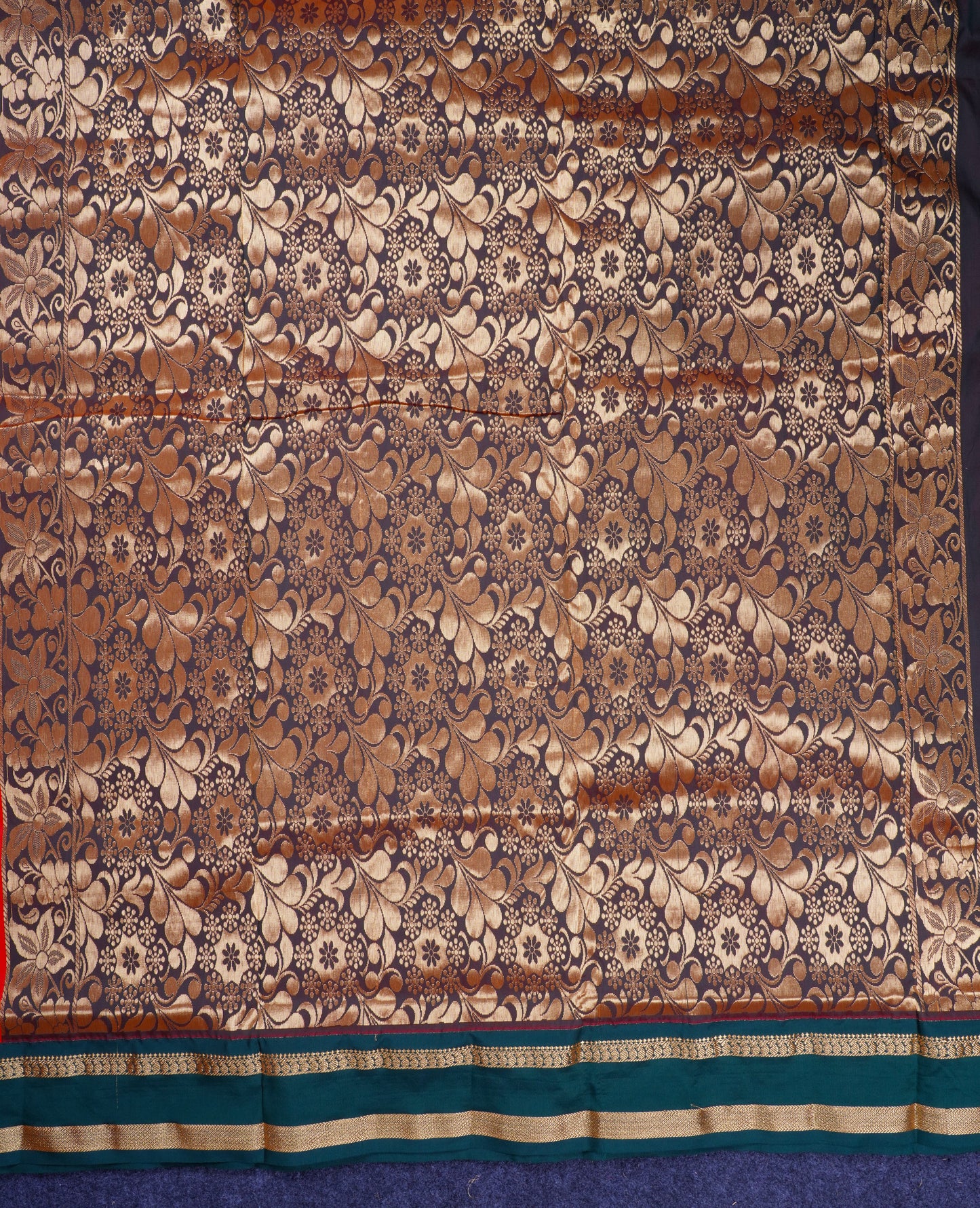 9.5 Yards Semi Silk Saree Chilly Red with Contrast Bottle Green Traditional Rettapet Border