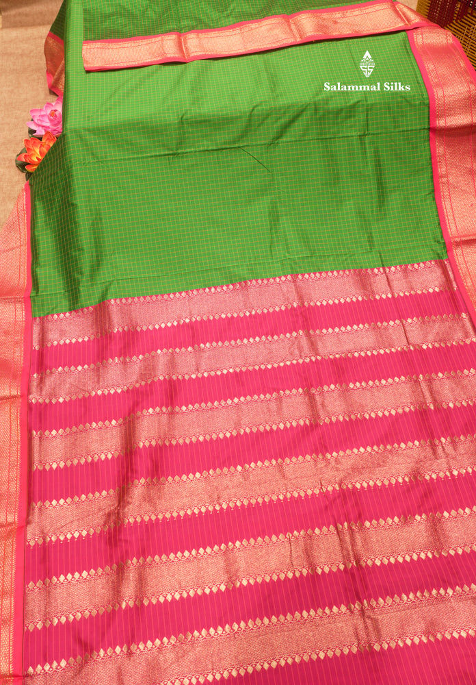 9 Yards Semi Silk Saree Peacock Green Colour with Pink Border