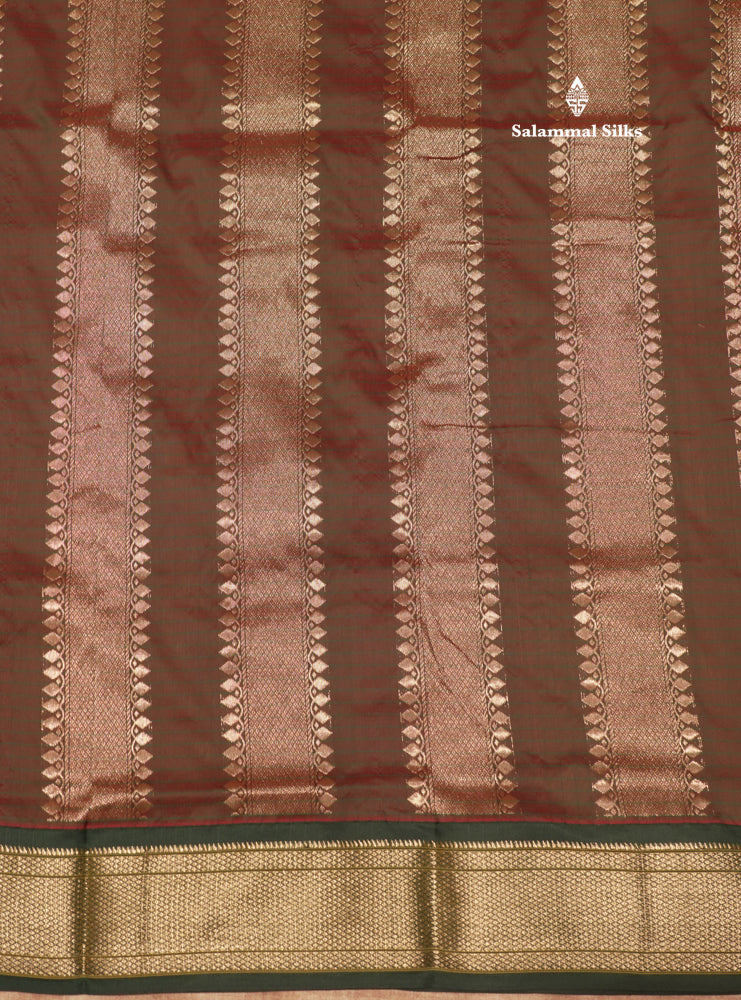 9 Yards Semi Silk Saree Peacock Green Colour with Pink Border