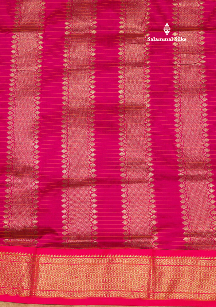 9 Yards Semi Silk Saree Peacock Green Colour with Pink Border