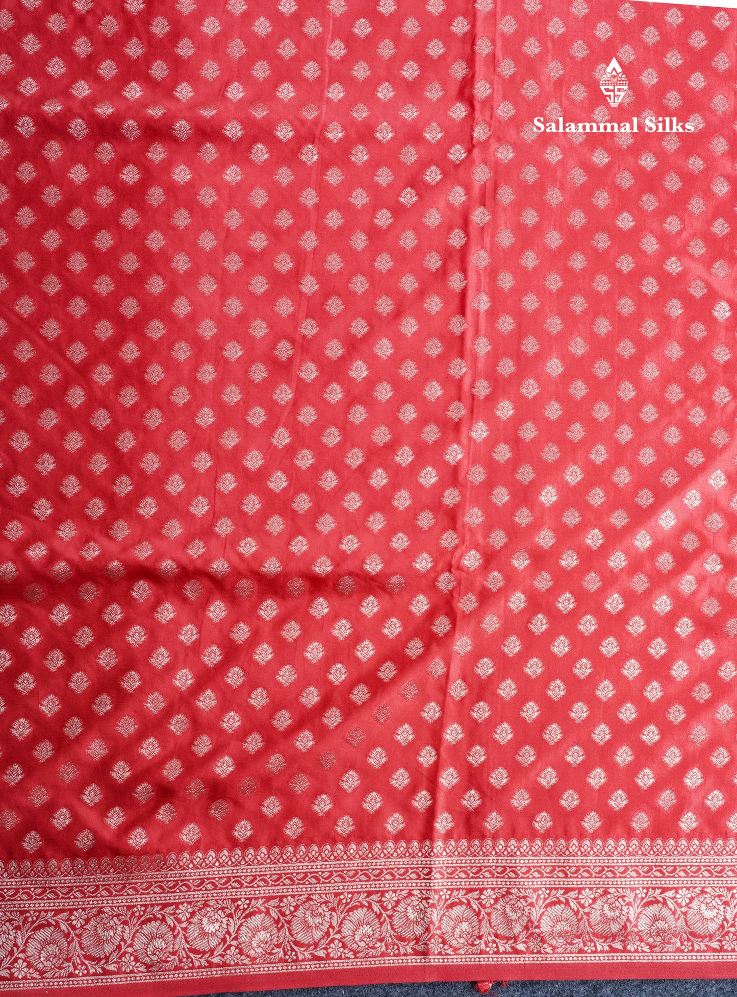 Beautiful Chilly Red Russian Silk Saree With Fancy Self Border