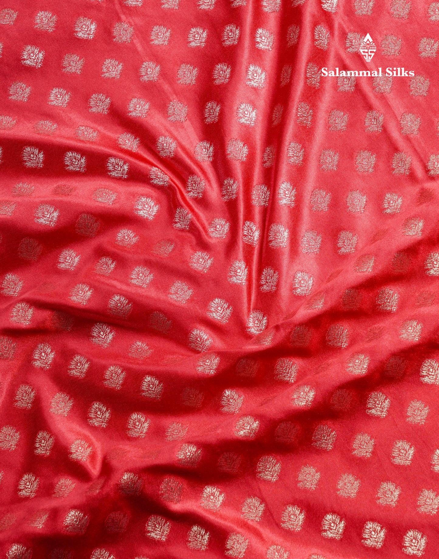 Beautiful Chilly Red Russian Silk Saree With Fancy Self Border