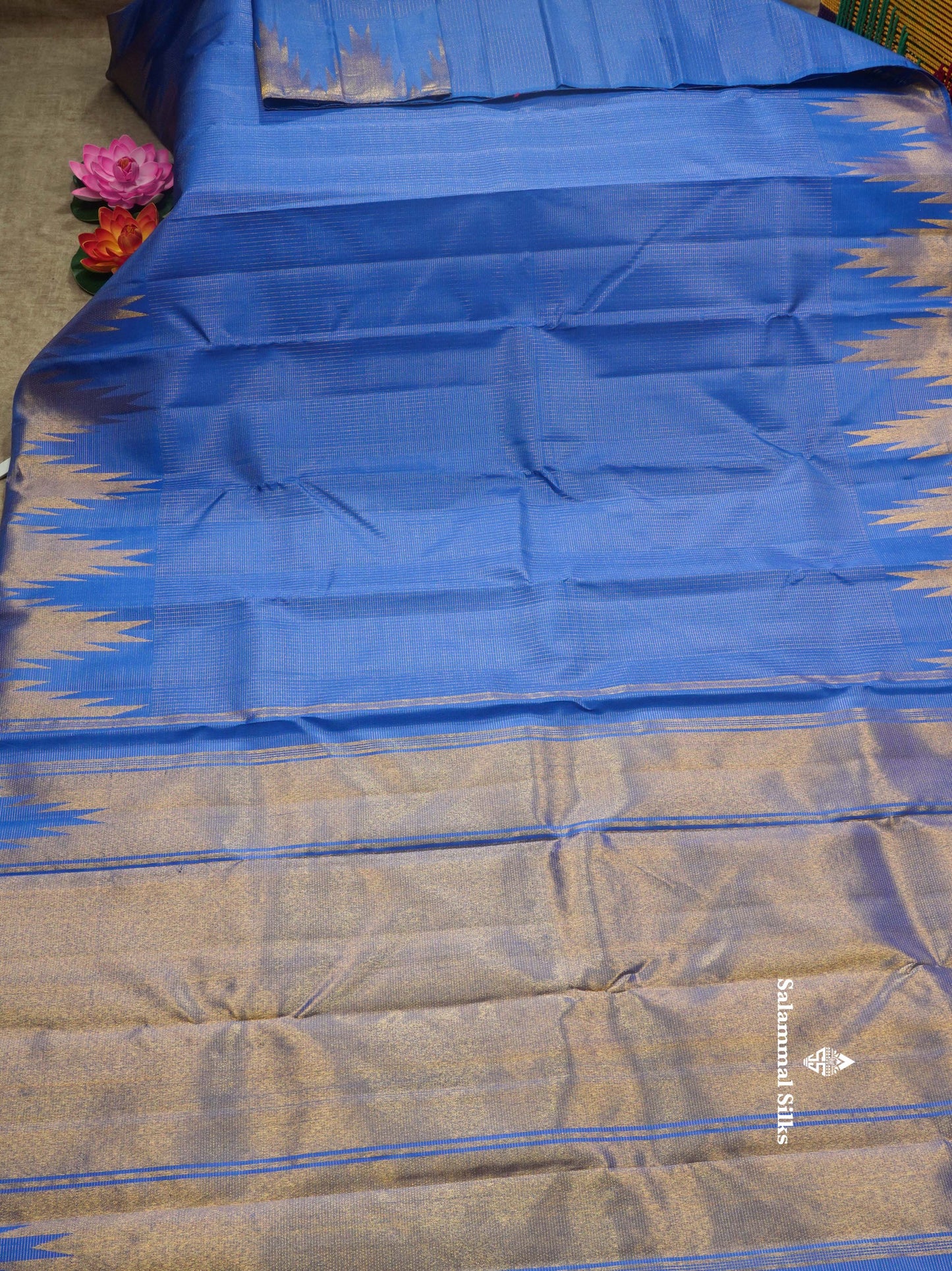 Royal Blue Tiny Checks 8 Kol Pure Kanjivaram Silk Saree with Traditional Temple Border