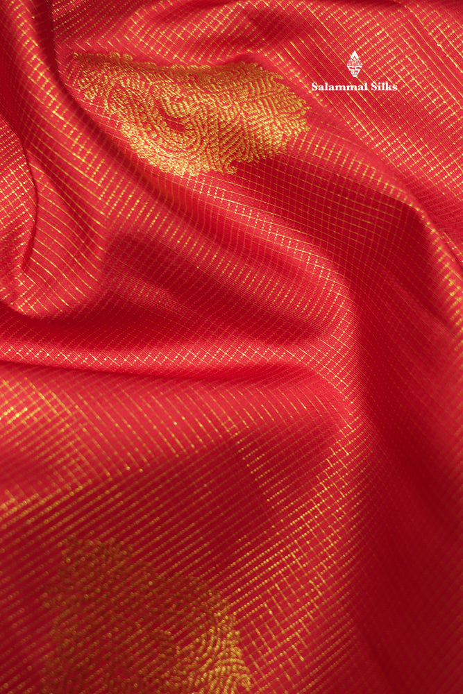 Korvai Vairaoosi Red Colour Pure Kanjivaram Silk Saree With Cream Border