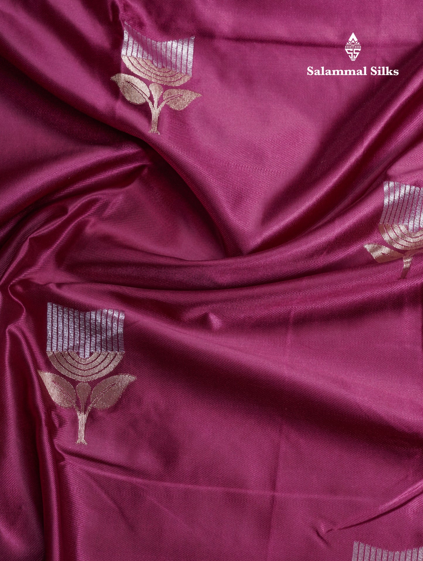 Beautiful Magenta Russian Silk Saree With Fancy Self Border