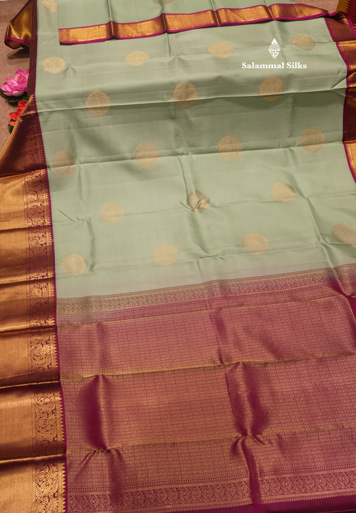 Korvai Light Green Colour Pure Kanjivaram Silk Saree With Contrast Magenta Border