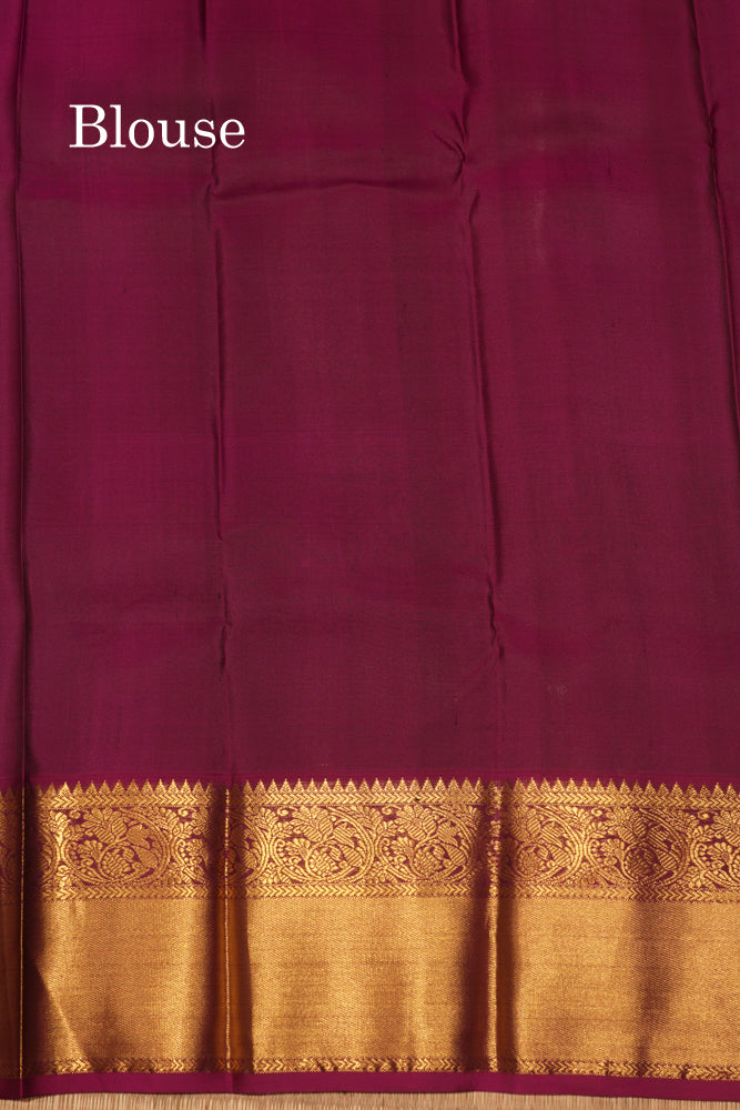 Korvai Light Green Colour Pure Kanjivaram Silk Saree With Contrast Magenta Border