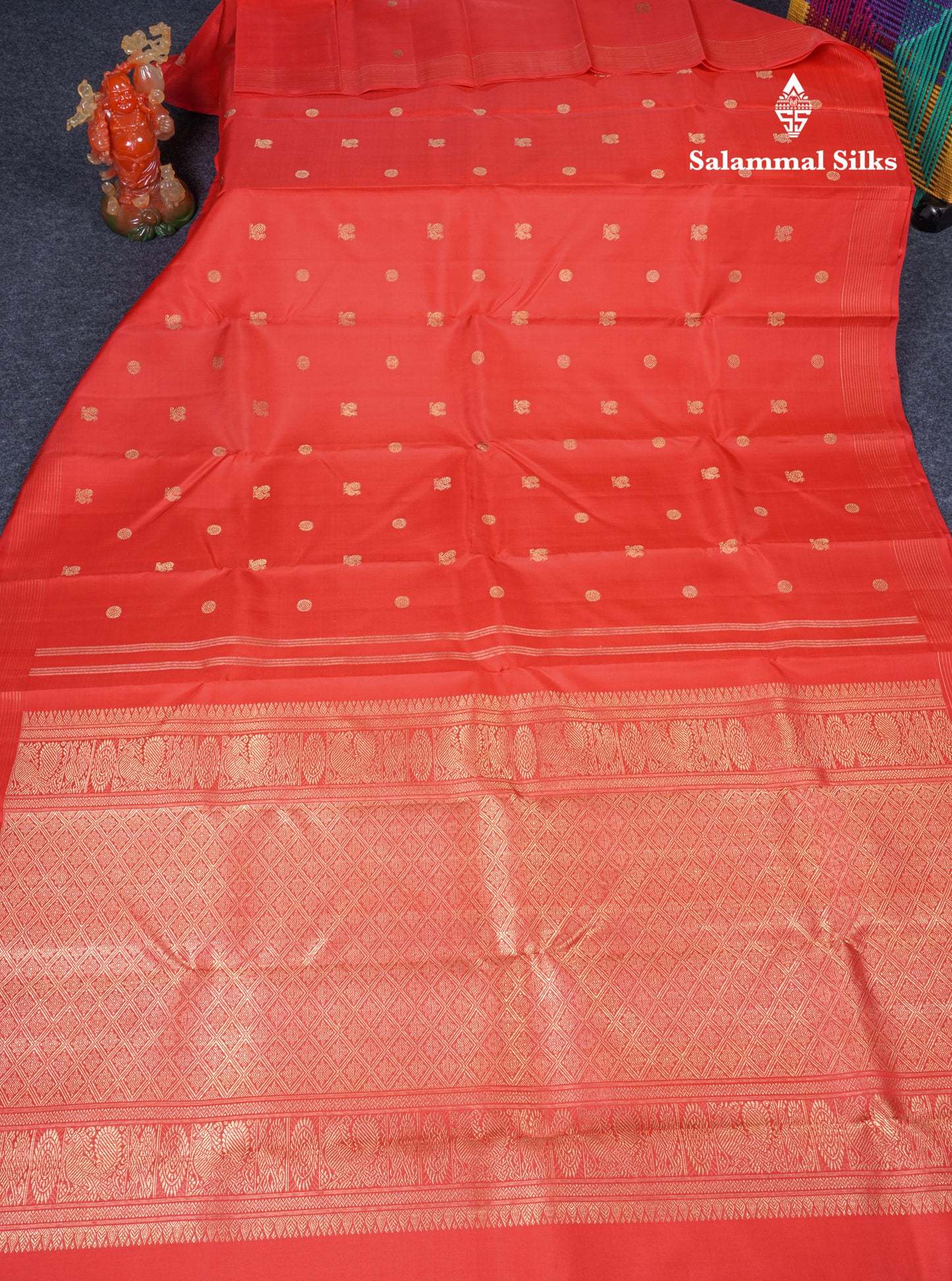 Red Traditional Buttas Pure Kanjivaram Silk Saree 2G Zari with Zari Lines Border