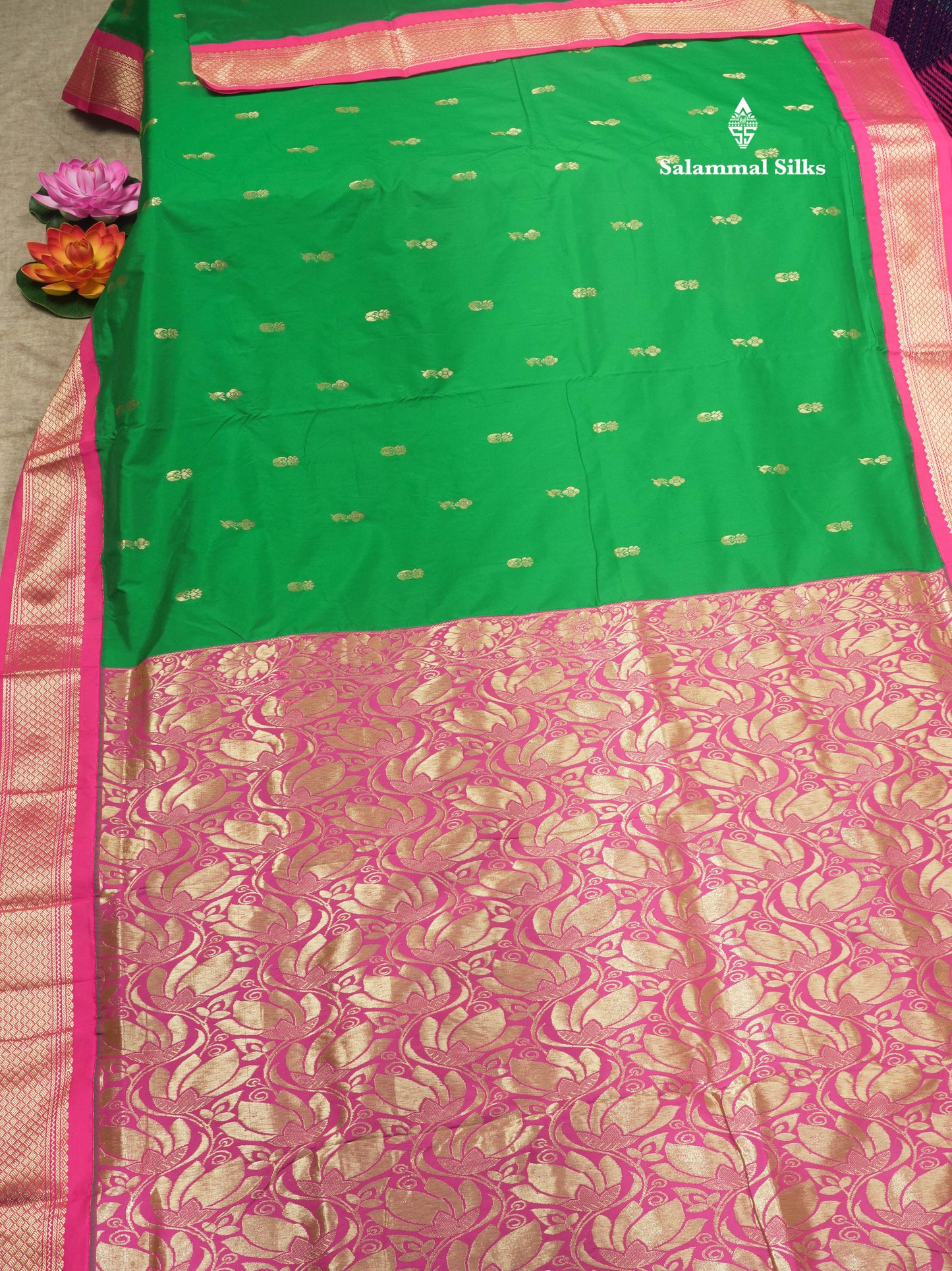 11 Yards Green Semi Silk Saree with Contrast Pink Border