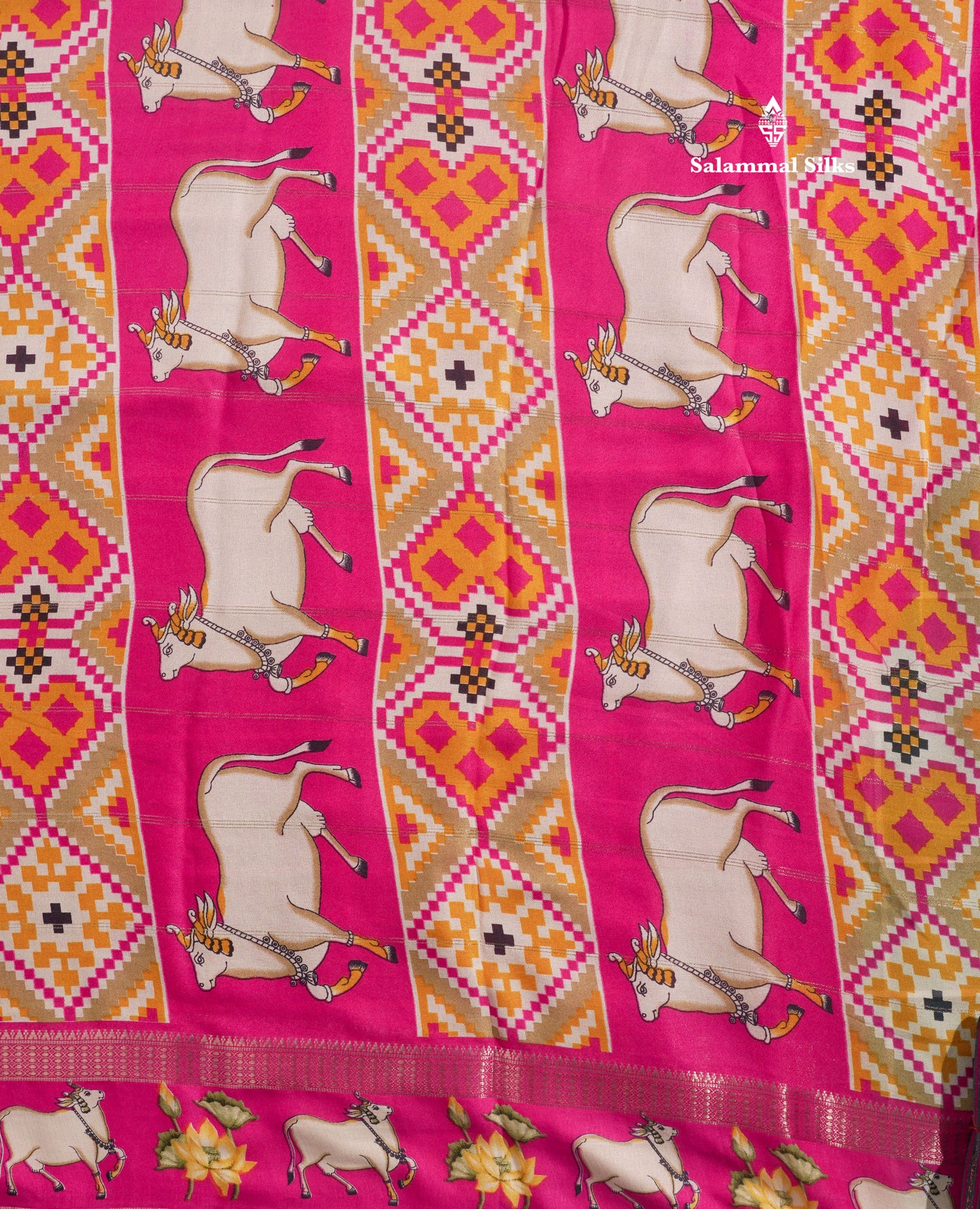 Bottle Green Semi Crepe Saree With Contrast Reddish Pink Border