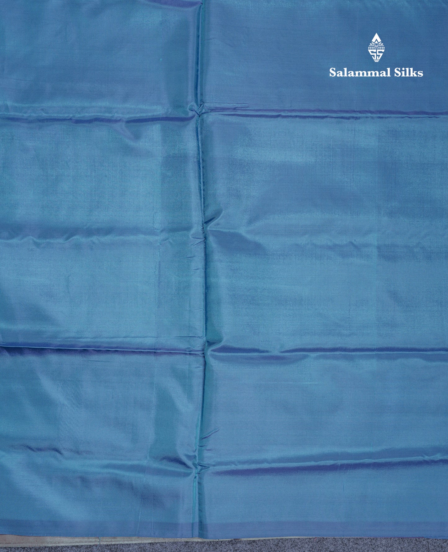 Dual Tone Green Thread work Buttas Banana Pinth Saree (Vaazhainaar Pattu) With Contrast Peacock Blue Blouse