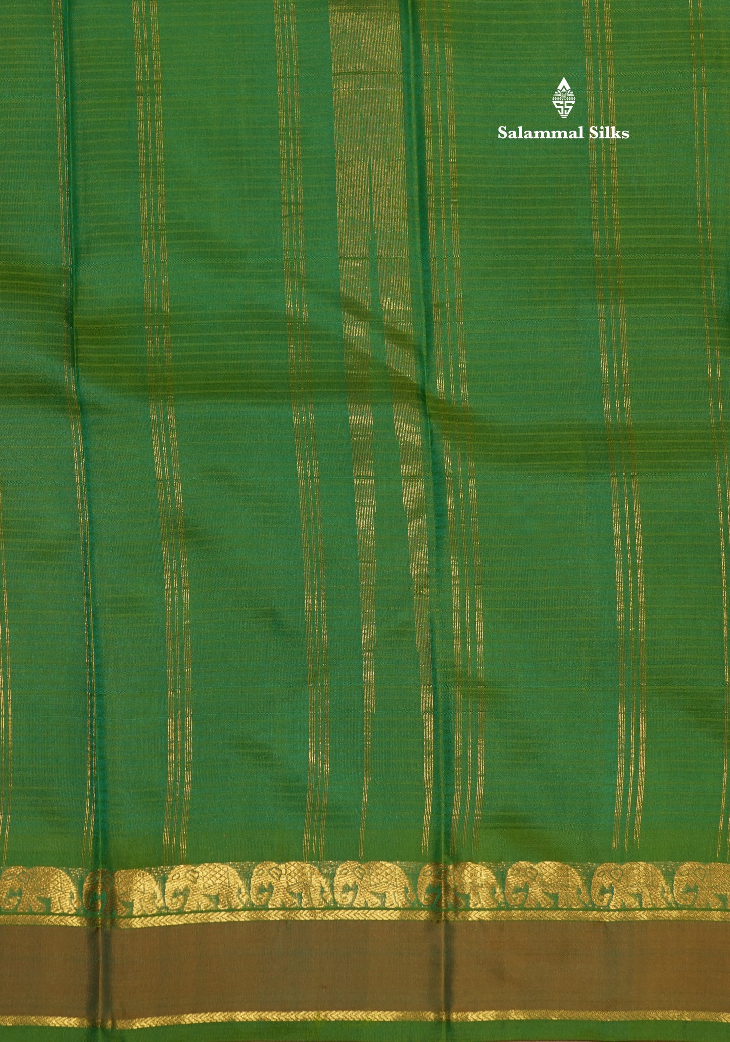 Red Light Weight Beautiful Pure Silk Saree With Elephant Butta Border