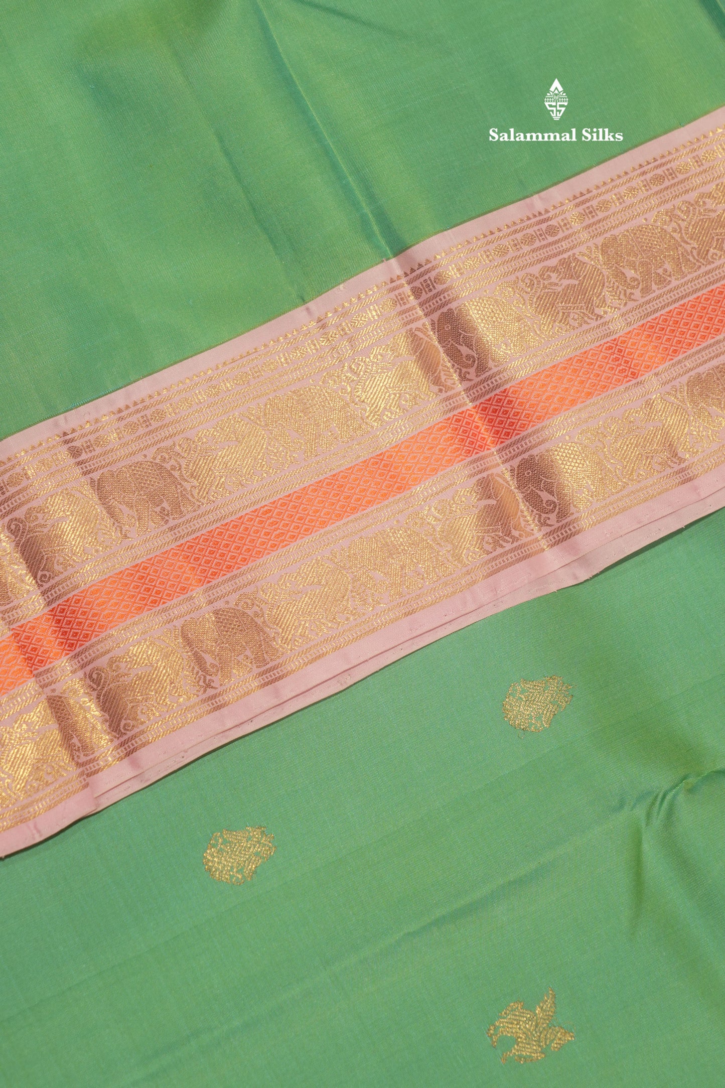 Korvai Rexona Green Colour Pure Kanjivaram Silk Saree With Contrast Baby Pink Border