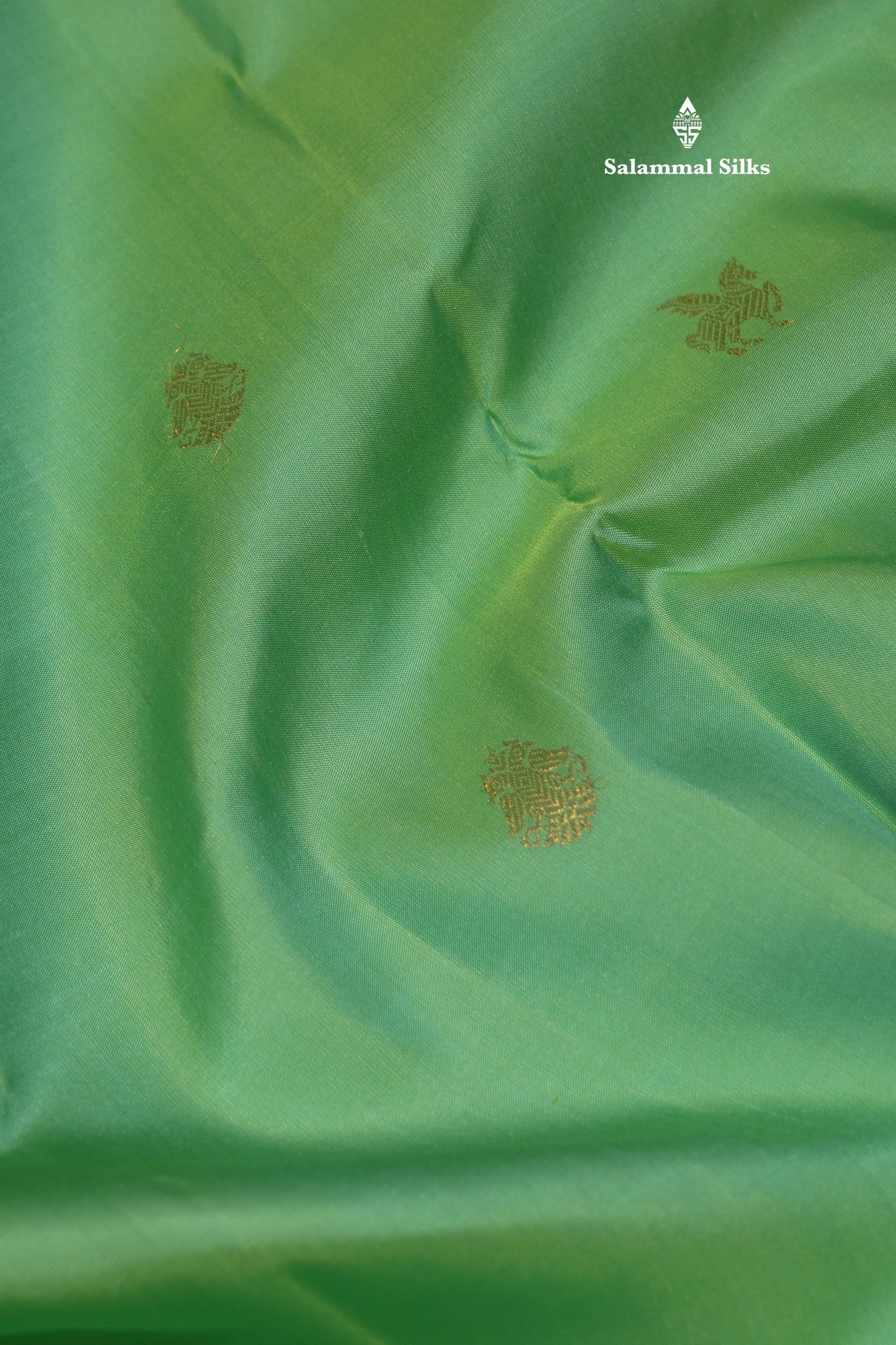 Korvai Rexona Green Colour Pure Kanjivaram Silk Saree With Contrast Baby Pink Border