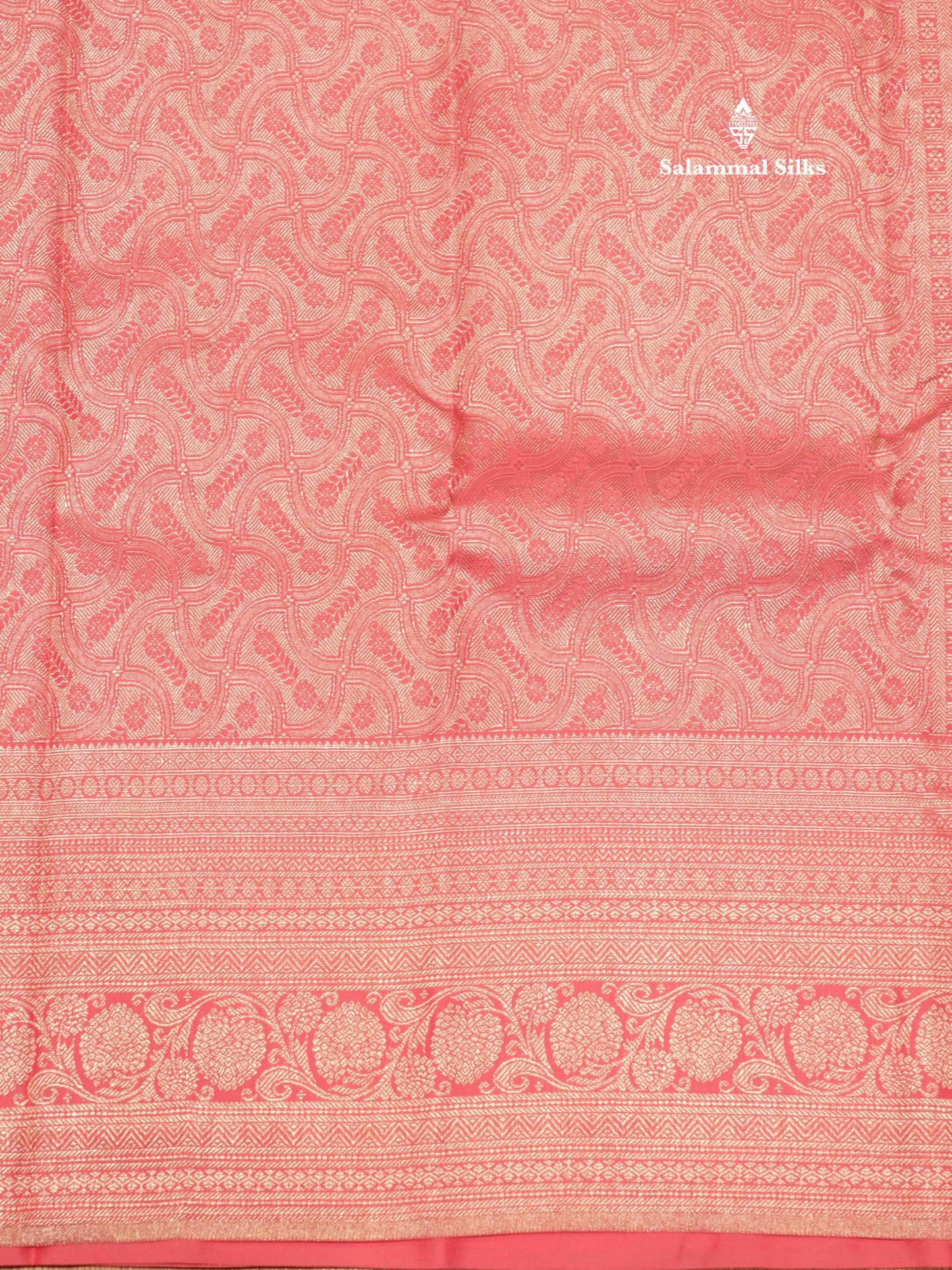 Green Colour Pure Kanjivaram Silk Saree With Onion Pink Border