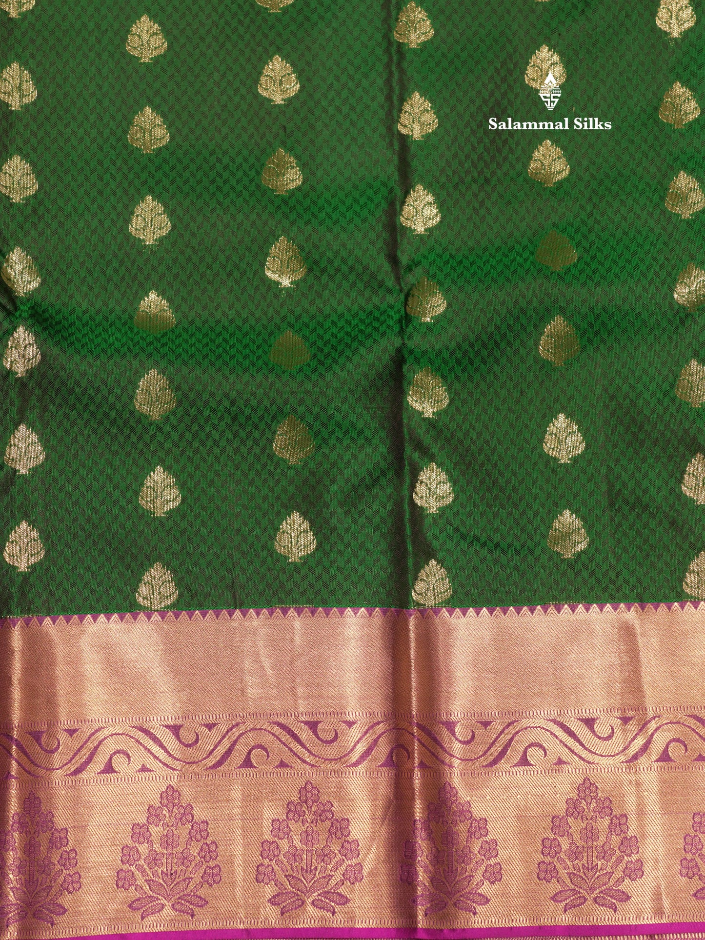 Bottle Green Colour Pure Kanjivaram Silk Saree With Contrast Magenta Border