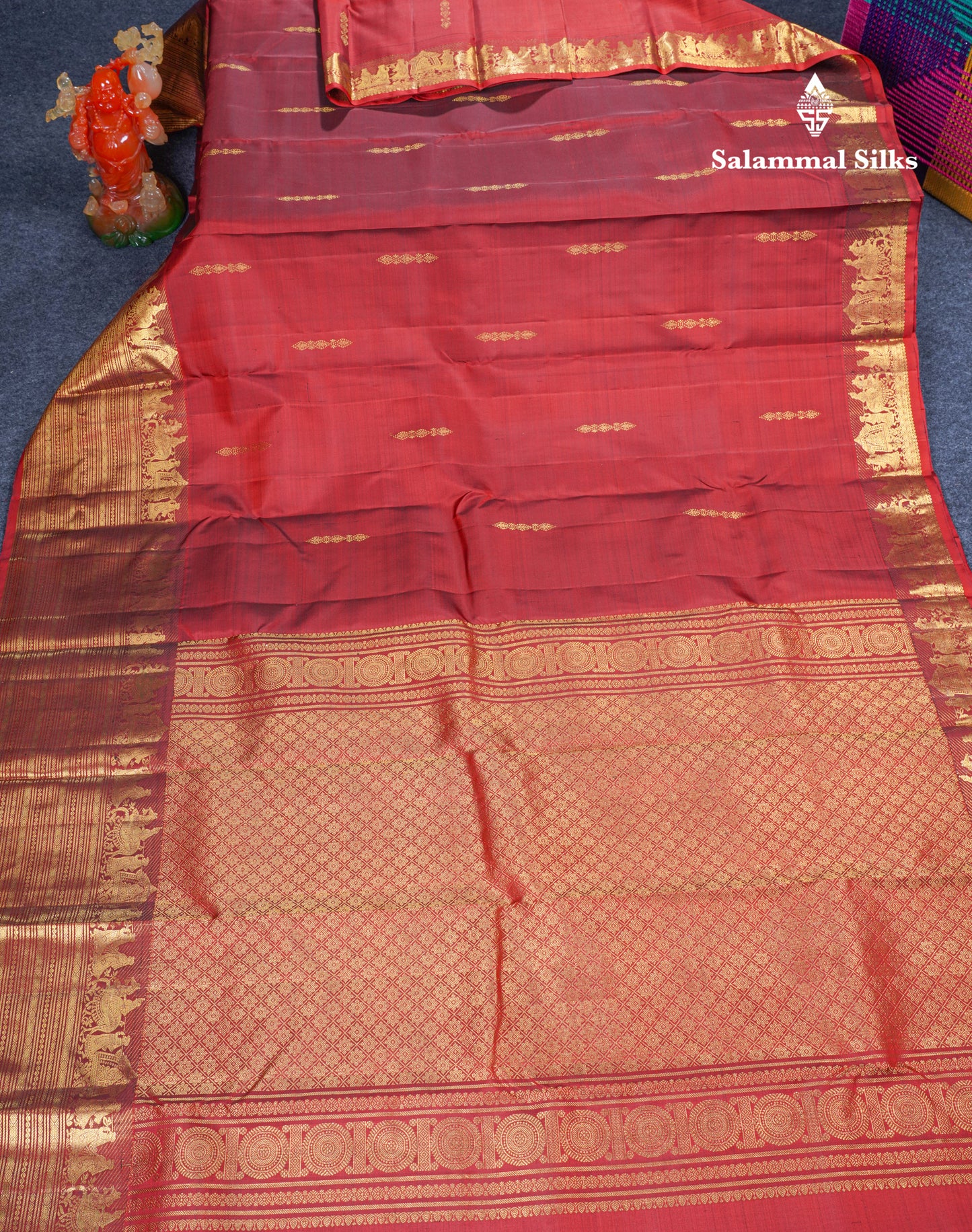 Maroon Pure Kanjivaram Silk Saree With Traditional Long Pallaku Evening Morning Border