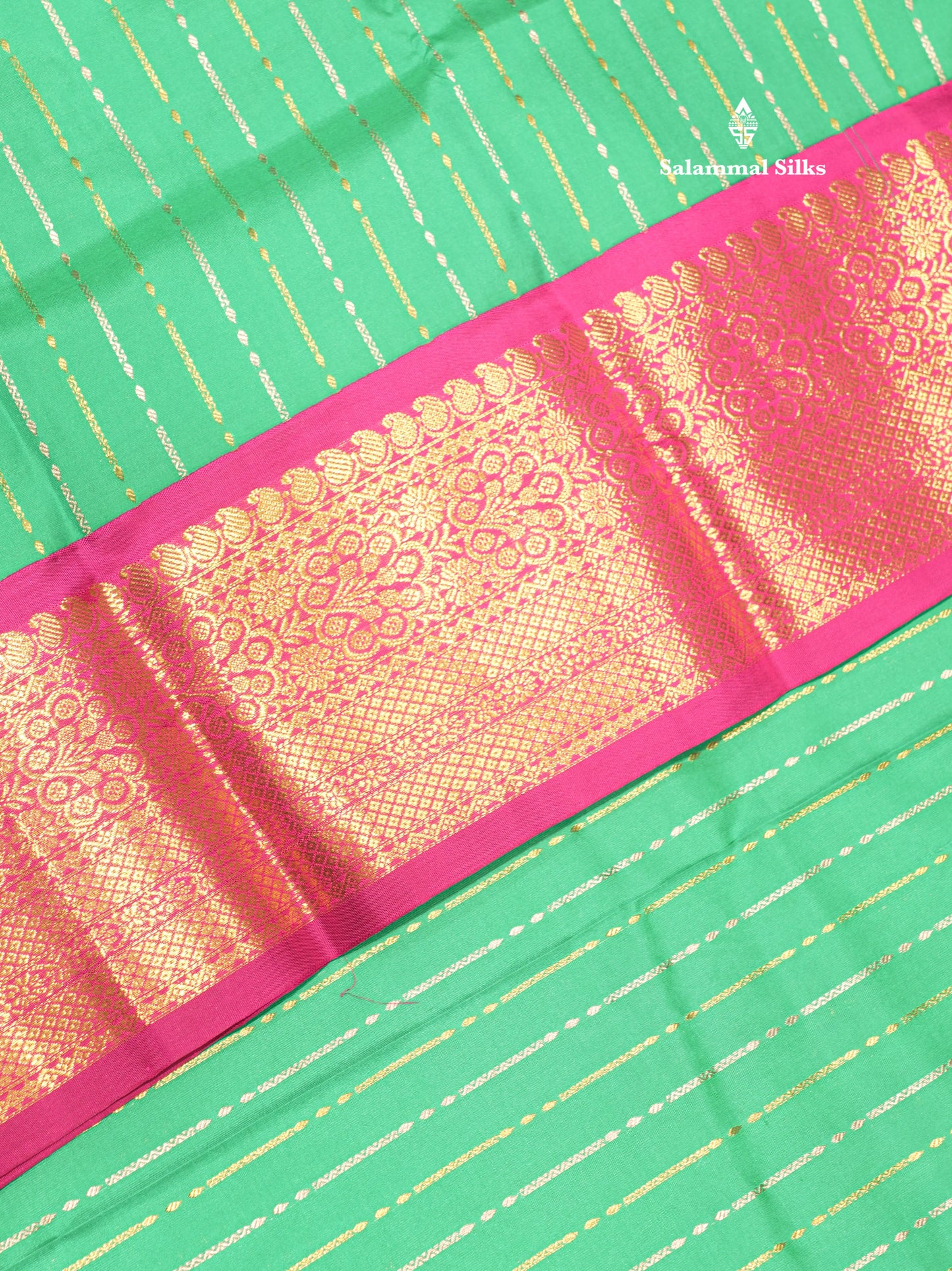 Saffire Green Colour Pure Kanjivaram Silk Saree With Contrast Magenta Border