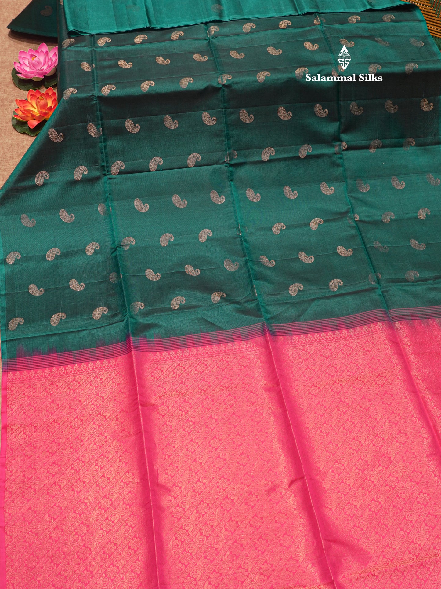 Peacock Green Colour Pure Kanjivaram Soft Silk Saree With Magenta Pink Blouse
