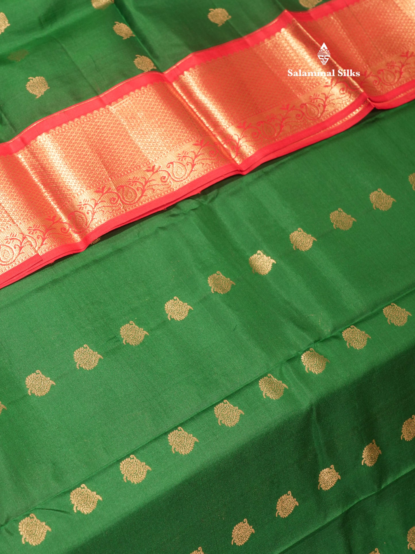 Bottle Green Colour Pure Kanjivaram Silk Saree With Contrast Red Border