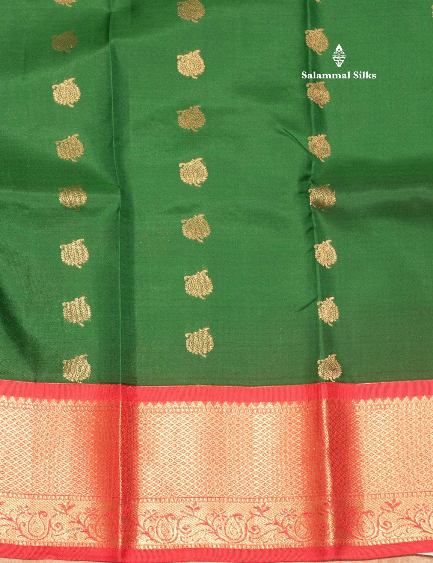 Bottle Green Colour Pure Kanjivaram Silk Saree With Contrast Red Border