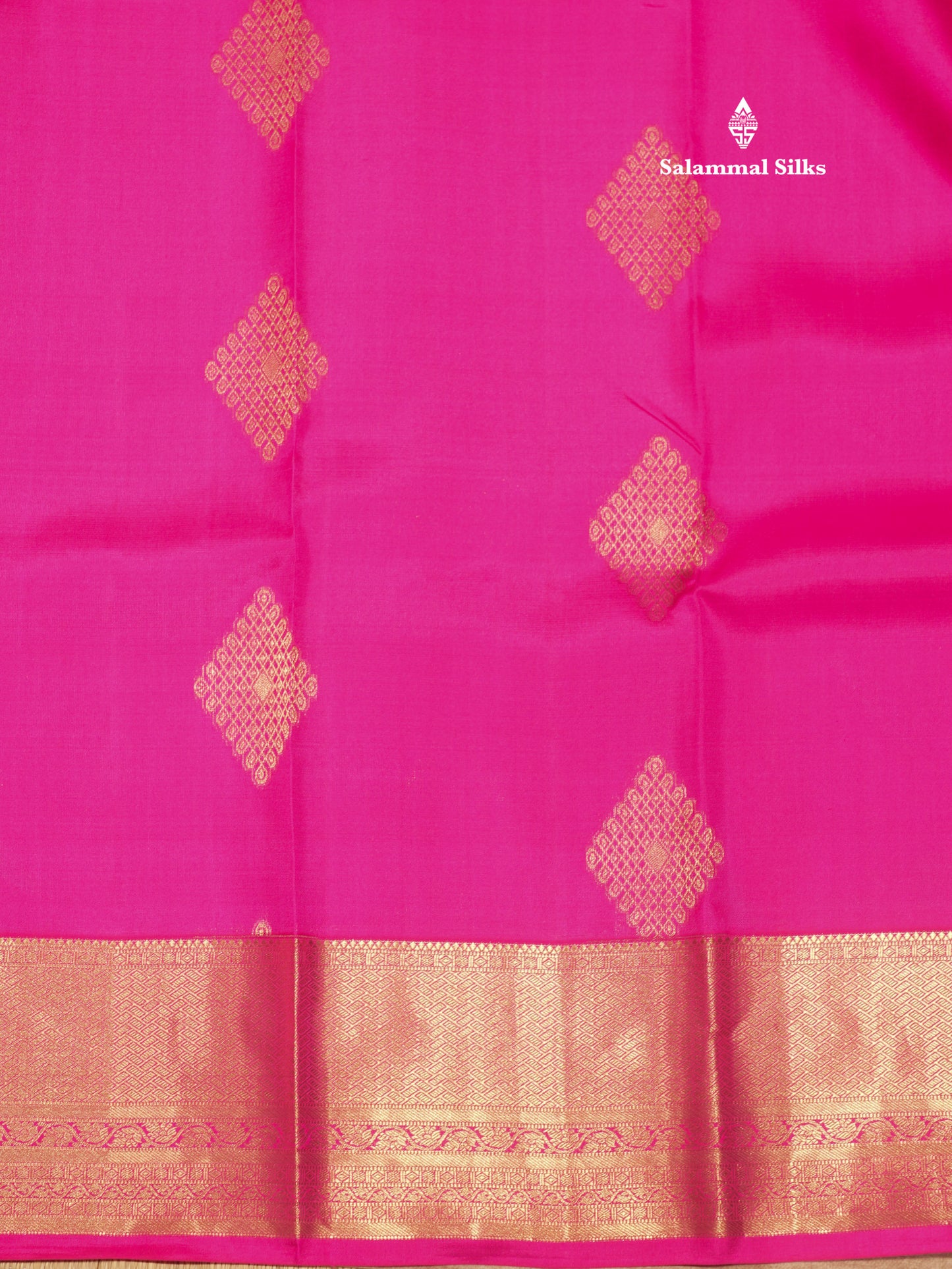 Magenta Pink Colour Pure Kanjivaram Silk Saree With Gold Zari Border