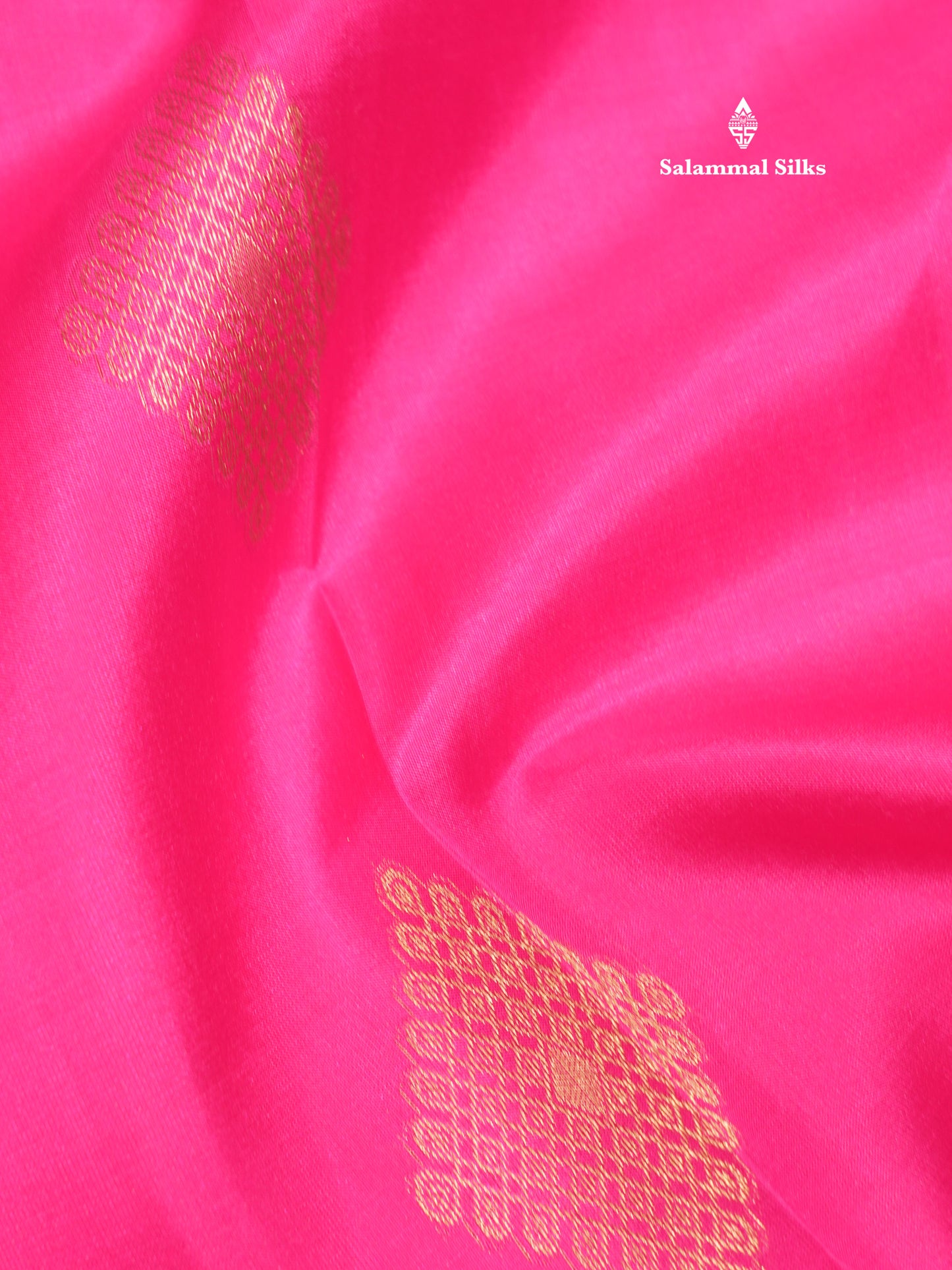 Magenta Pink Colour Pure Kanjivaram Silk Saree With Gold Zari Border