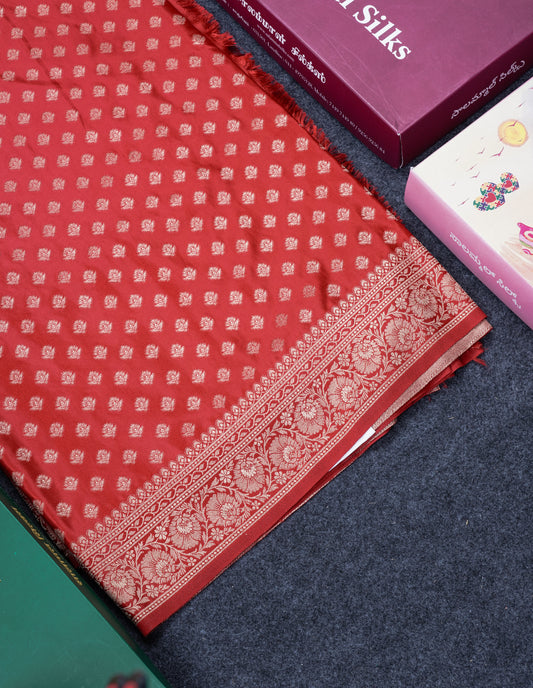 Beautiful Chilly Red Russian Silk Saree With Fancy Self Border
