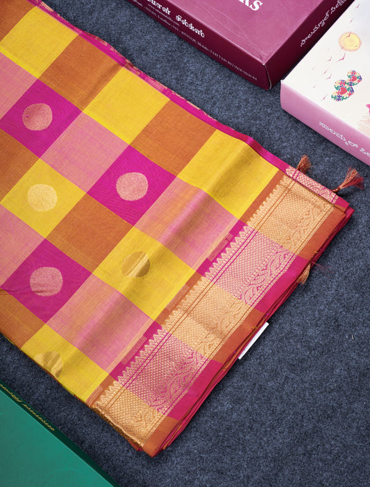Beautiful Paalum Pazham Checks Pure Silk Cotton Saree With Contrast Bottle Green Blouse